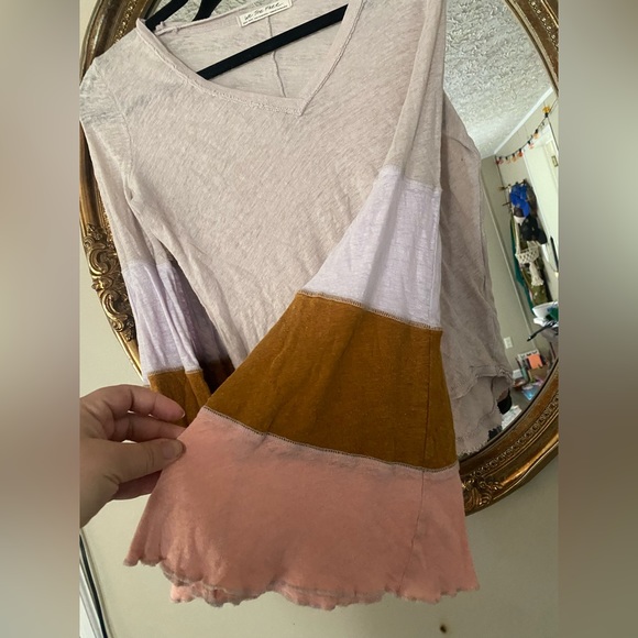 Weekend sale!! We the free bell sleeve shirt - Picture 4 of 5